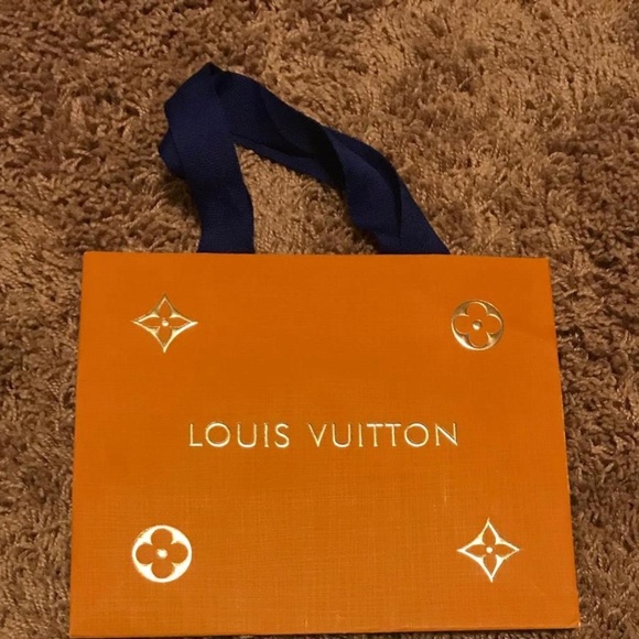 Louis Vuttion Gift Bags (x50) - Picture 1 of 3